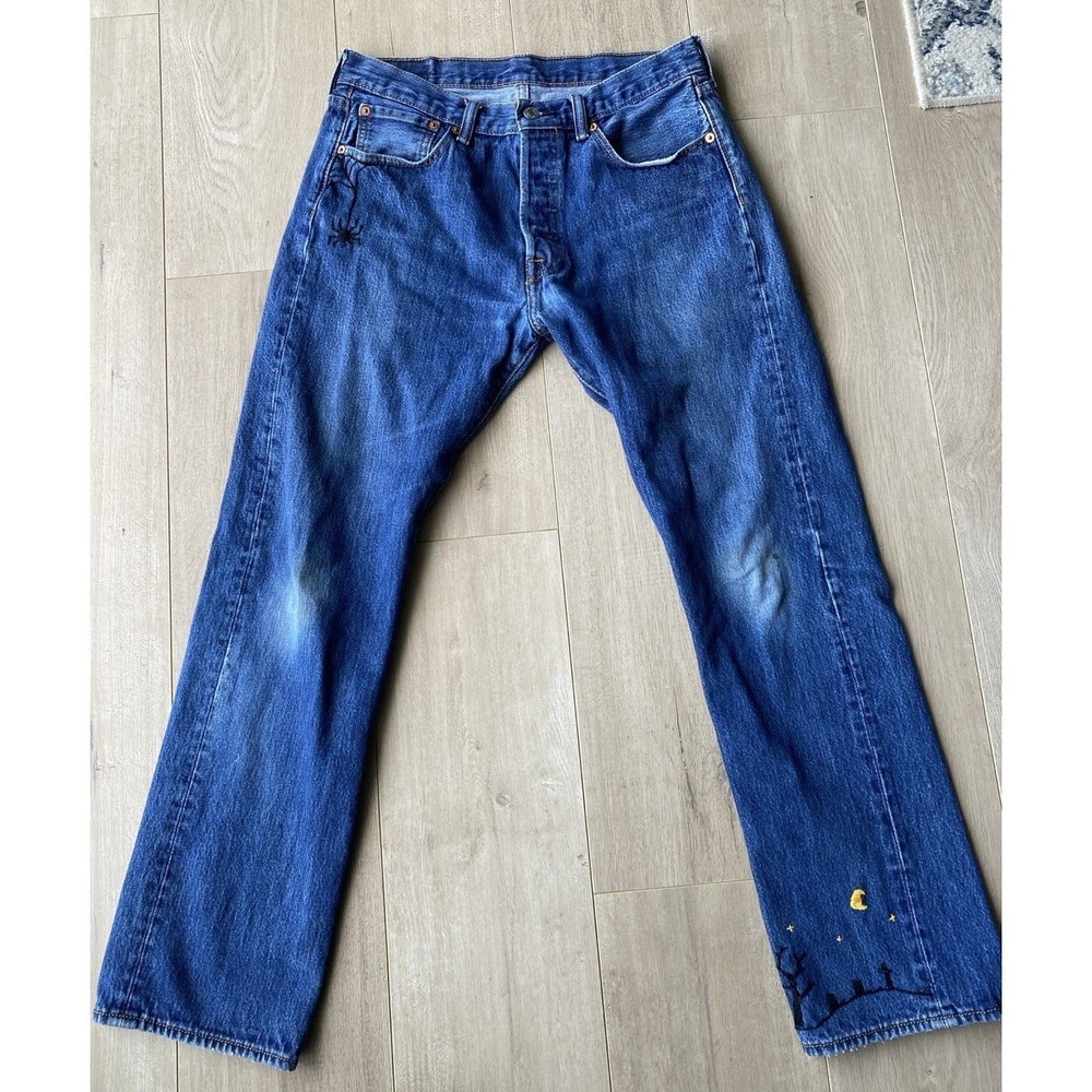Levi's 501 Original Fit Jeans Custom Embroidered Spooky/Halloween‎ Theme W33 L32